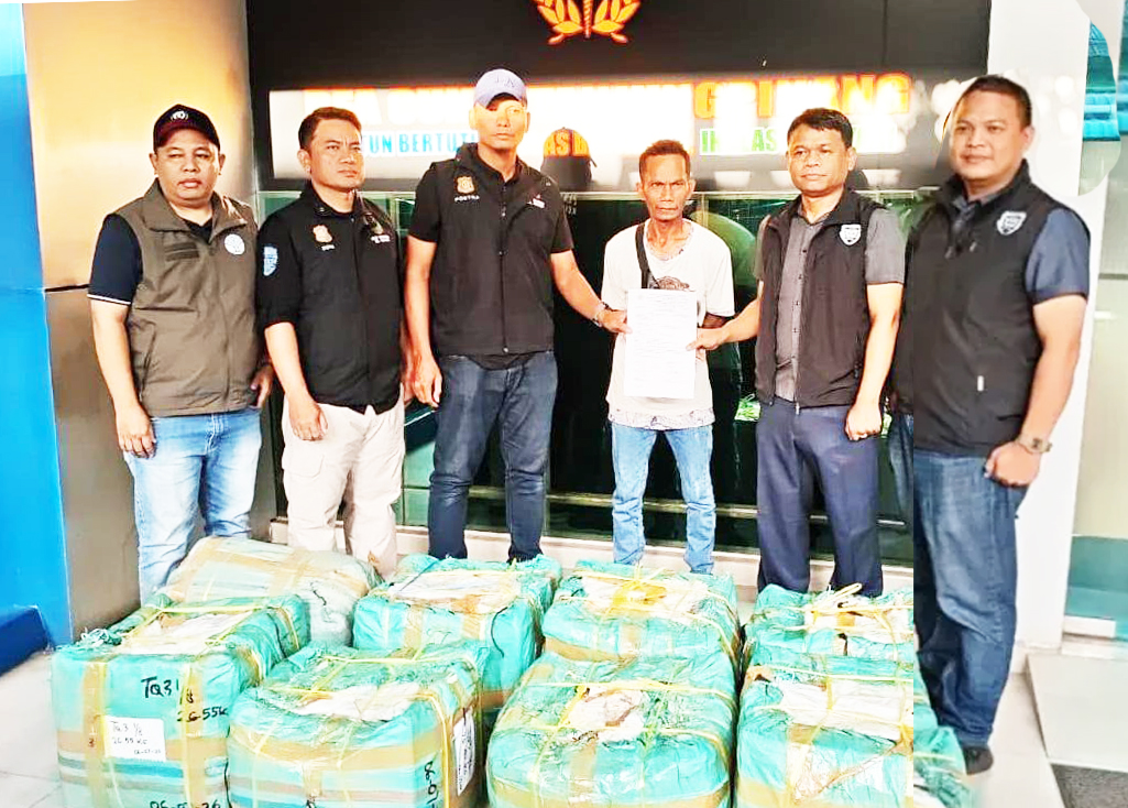 Bea Cukai Amankan 8 Kardus Sisik Trenggiling Di Pelabuhan Roro Tanjunguban