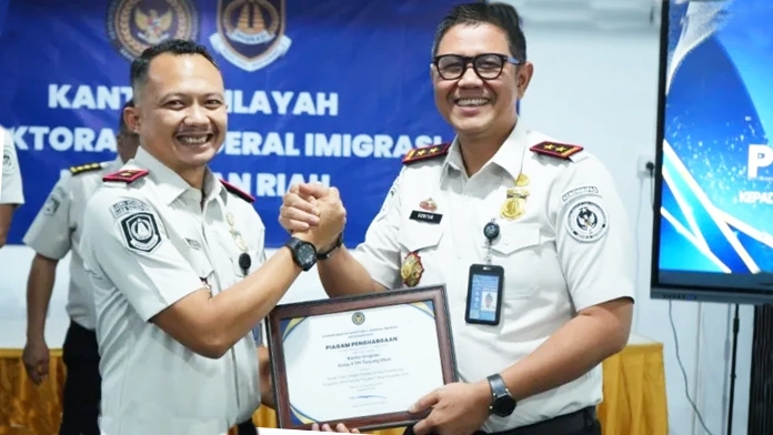Kantor Imigrasi Kelas II TPI Tanjunguban Raih 3 Penghargaan, Salah Satu Dari Kemenimipas RI