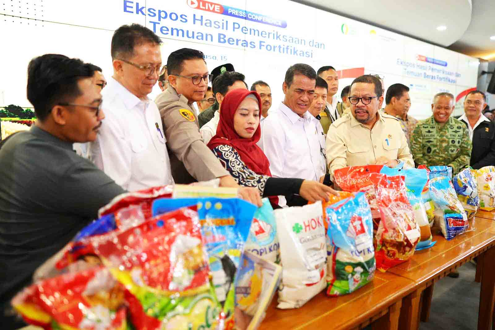 Mentan: Beras Fortifikasi Dijual Rp 57 ribu/Kilogram. Mana Bisa Orang Miskin Beli!