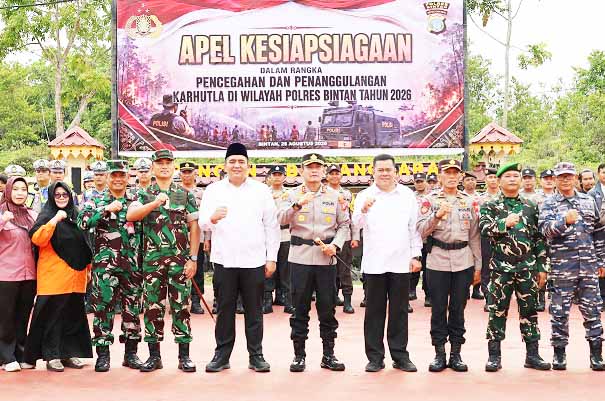 Bupati Bintan Pimpin Apel Kesiapsiagaan Pencegahan dan Penanggulangan Karhutla