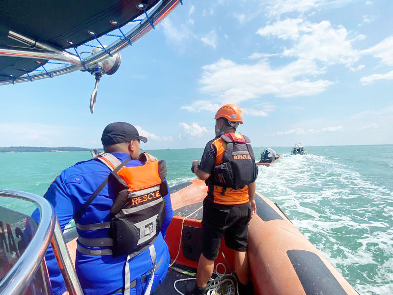 Nelayan Bintan Utara Hanyut Hingga Ke Perbatasan Malaysia