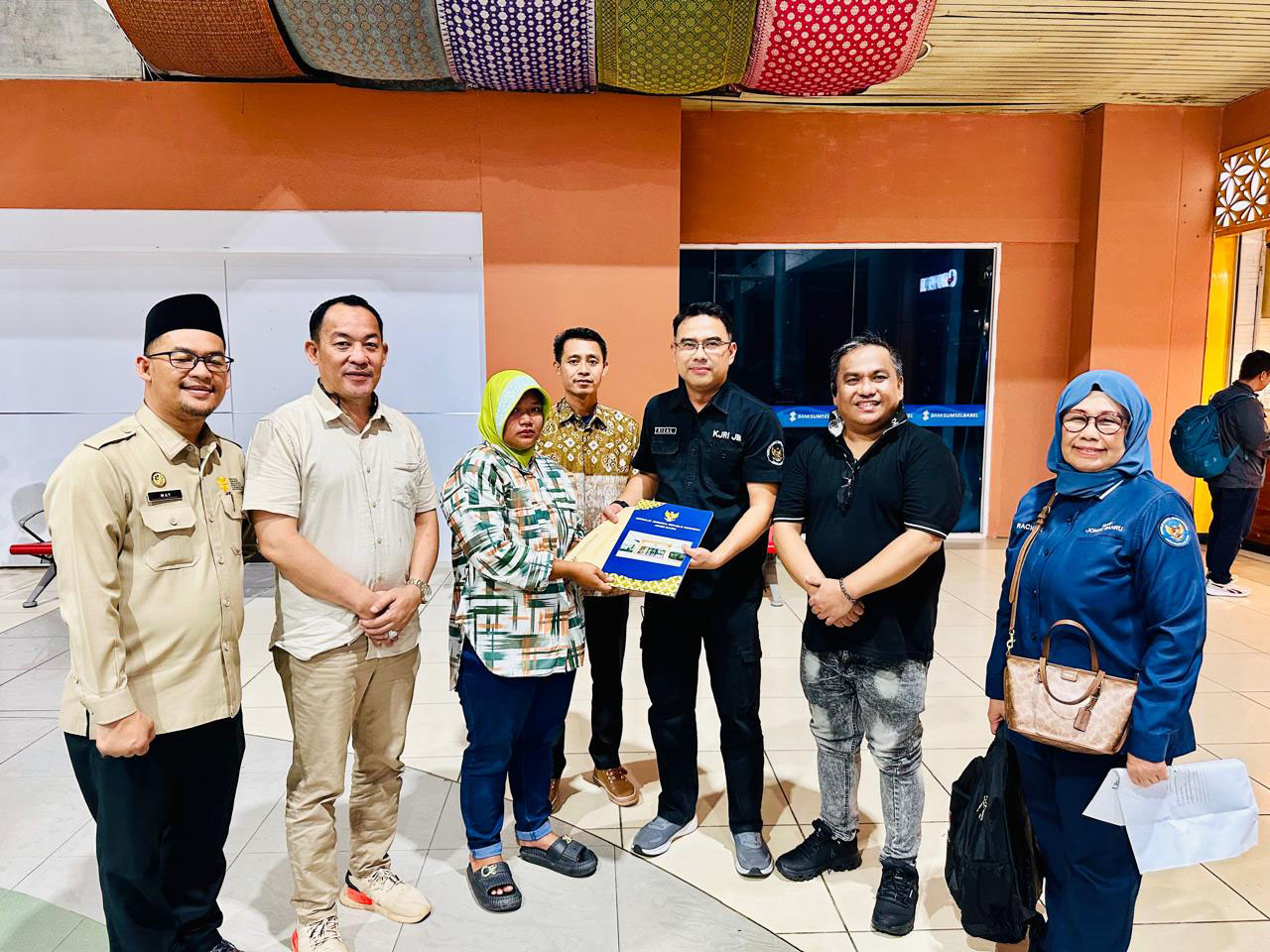 BP3MI Sumsel Pulangkan Anak PMI Terlantar di Malaysia